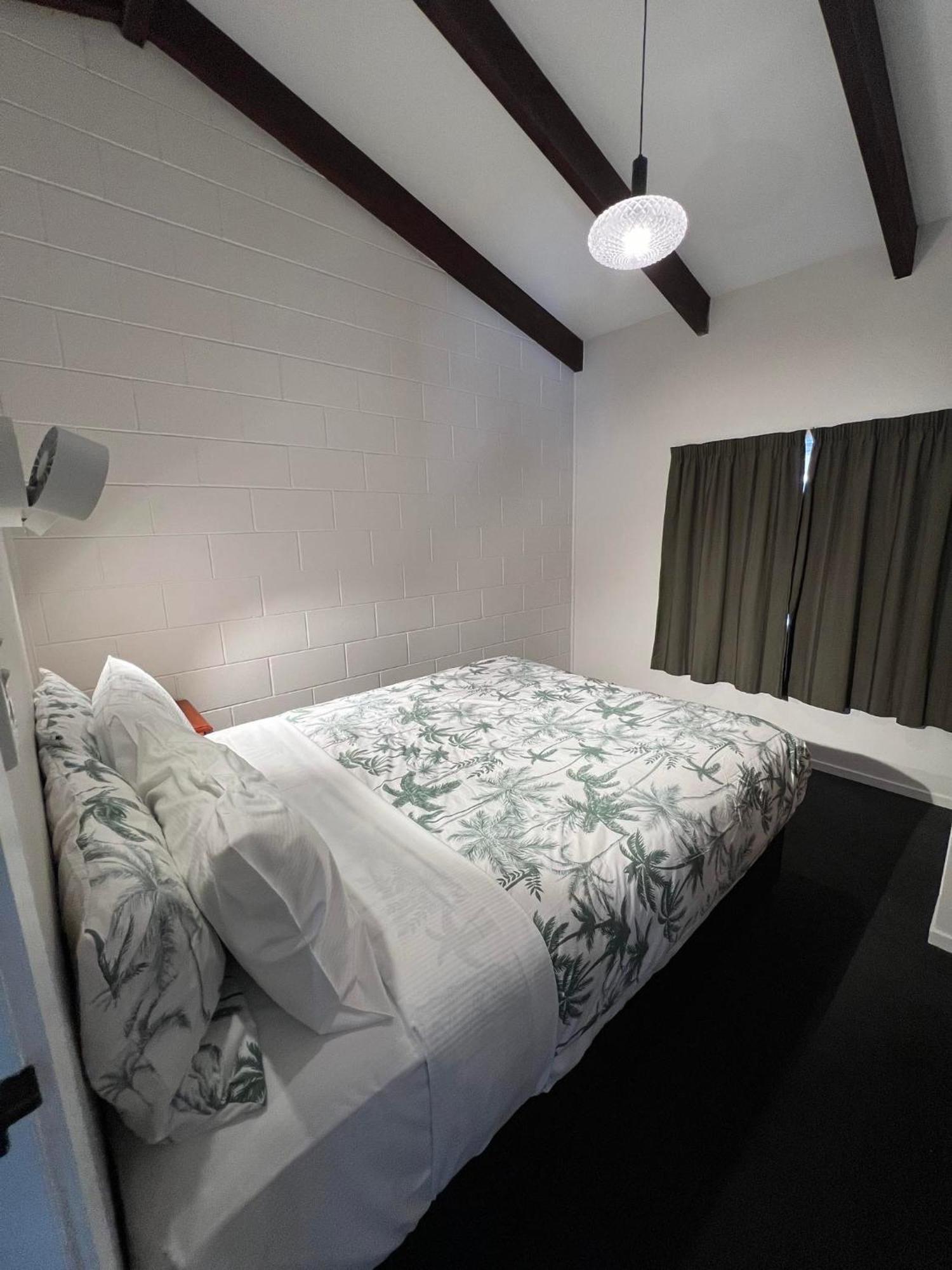 Hamilton Sunrise Motel Ngoại thất bức ảnh