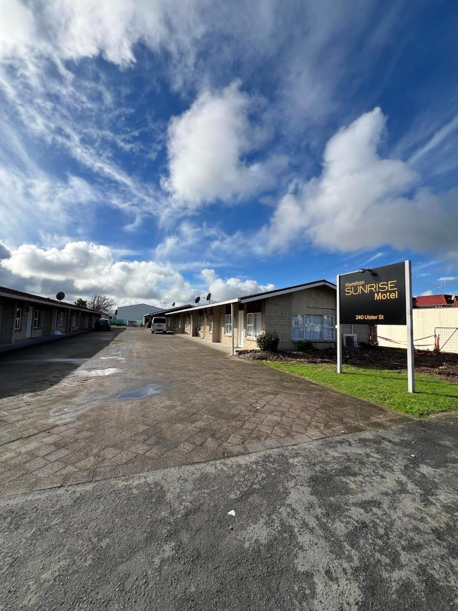 Hamilton Sunrise Motel Ngoại thất bức ảnh